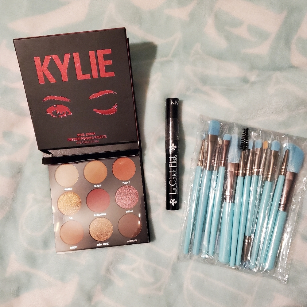 Kylie eyeshadow palette, and mascara